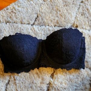 unVeiled Strapless Lace Bra
